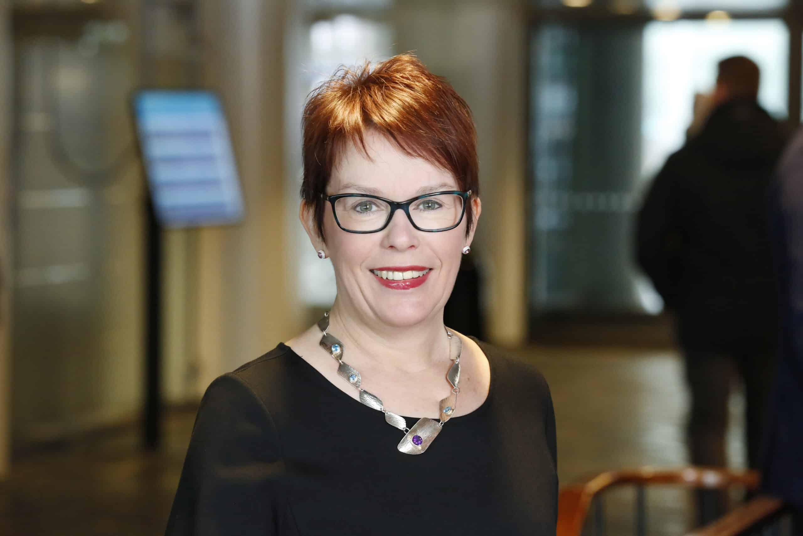 Iris Mäkinen loistaa matkailualalla